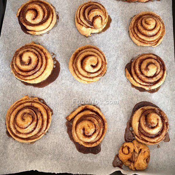 Kayla's 誘人肉桂卷 (Kayla's Cinnamon Rolls)