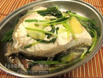 ginger-scallion-steamed-fish