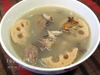 lotus-mussels-pork-soup
