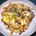 鹹蛋雞蛋炒紫洋蔥