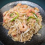 鮮蝦芽菜炒蛋麵