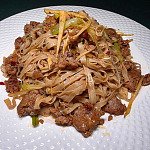 肉碎薑蔥炒粗麵