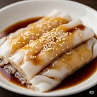 港式齋腸粉配甜醬與芝麻