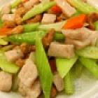 西芹炒肉丁