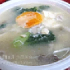 時菜肉片咸蛋豆腐湯