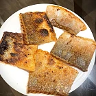 「酥脆鮭魚皮食譜做法」、「15分鐘鮭魚皮料理」、「健康鮭魚皮食譜推薦」